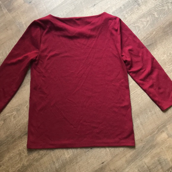 2 Tops - Picture 4 of 4